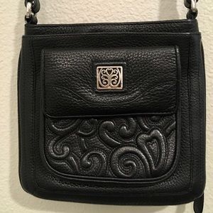 Brighton cross body purse. Lots of pockets!